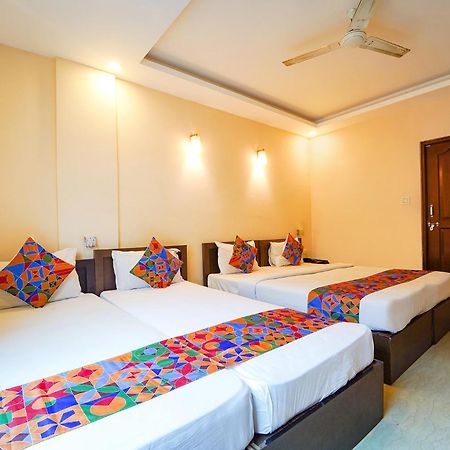 Zion Plaza Hotell Nedumbassery Exteriör bild